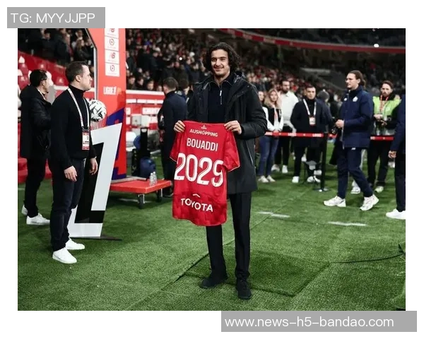 布阿迪团队驳斥加盟巴黎传闻里尔标价高达1亿欧元 布阿迪团队驳斥加盟巴黎传闻里尔标价高达1亿欧元